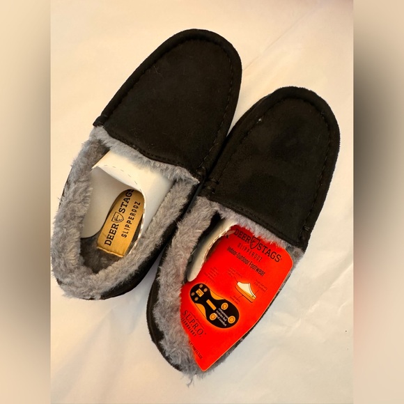 Deer Stags Slipperooz. NWT. Size 1M. Wonderfully Warm. Indoor/Outdoor sole. - Picture 4 of 12